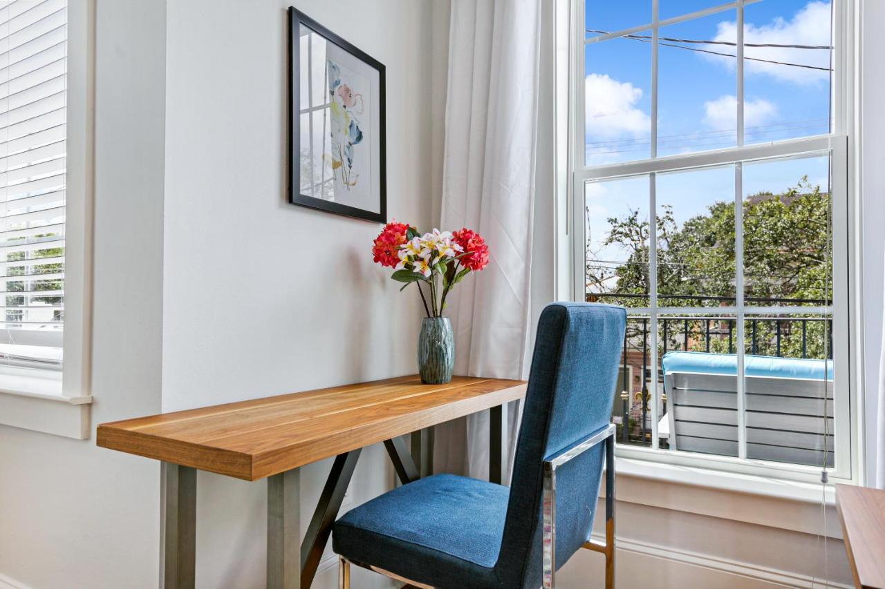 Hosteeva Amazing 4 Bedroom Modern Condo With Balcony Near Frnch Quarter ニューオーリンズ エクステリア 写真