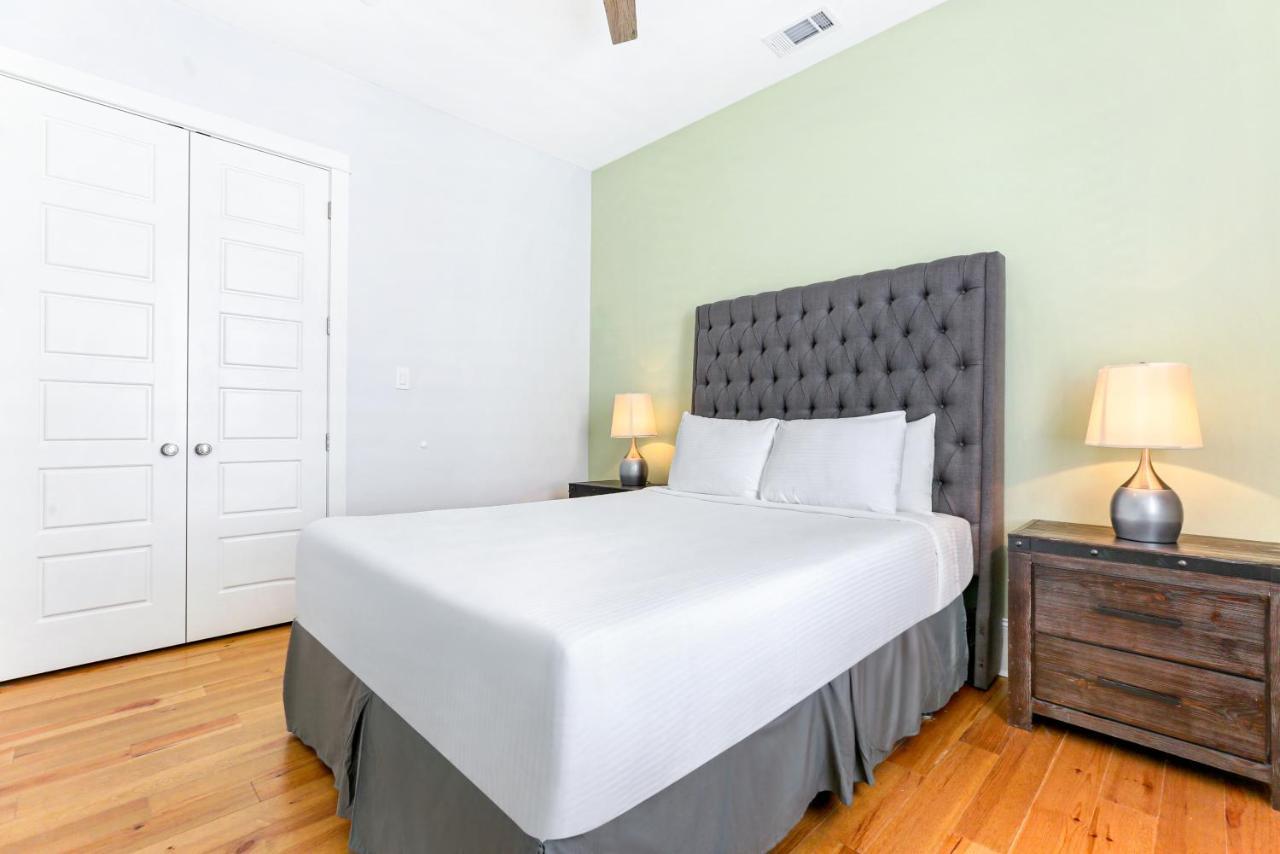 Hosteeva Amazing 4 Bedroom Modern Condo With Balcony Near Frnch Quarter ニューオーリンズ エクステリア 写真